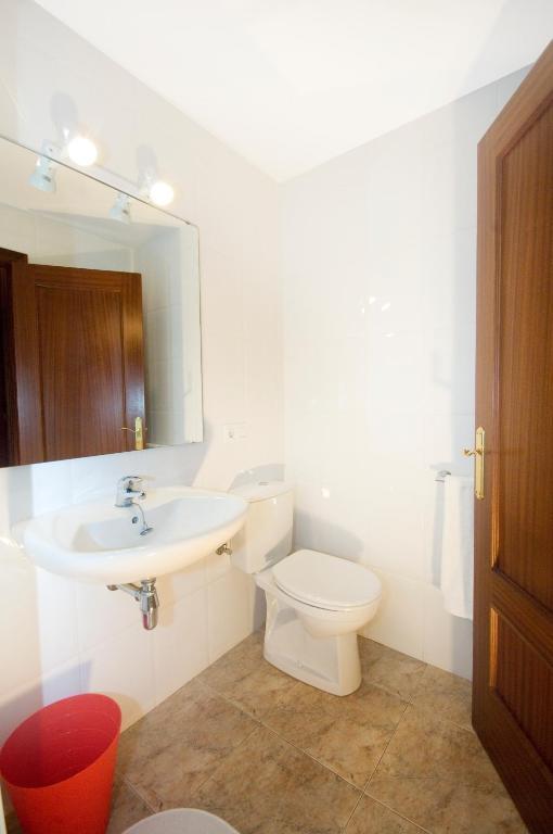 Apartments Figueres Фігерас Номер фото