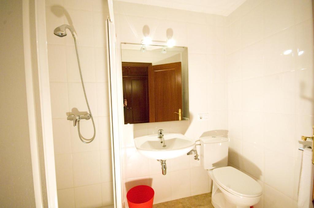 Apartments Figueres Фігерас Номер фото